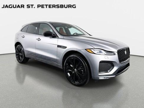 Used 2026 Jaguar F-PACE R-Dynamic S image 3