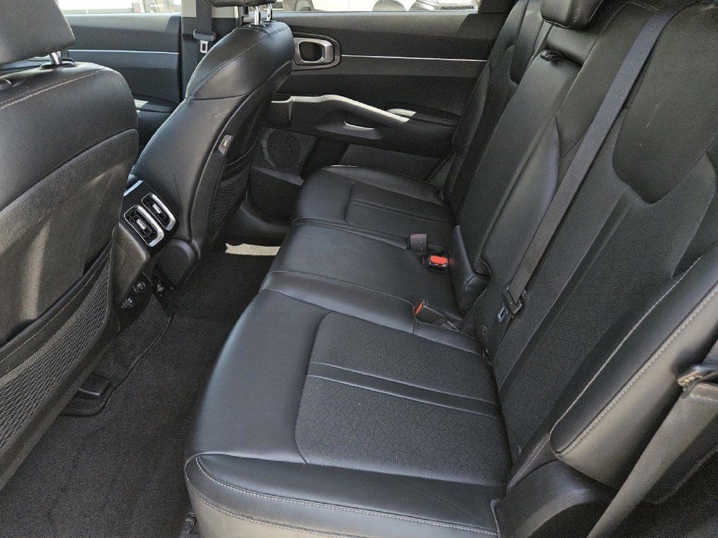 Used 2021 Kia Sorento S AWD/4WD image 38