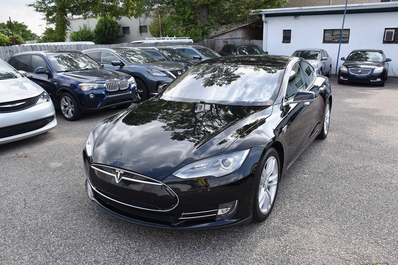 Used 2013 Tesla Model S RWD image 1