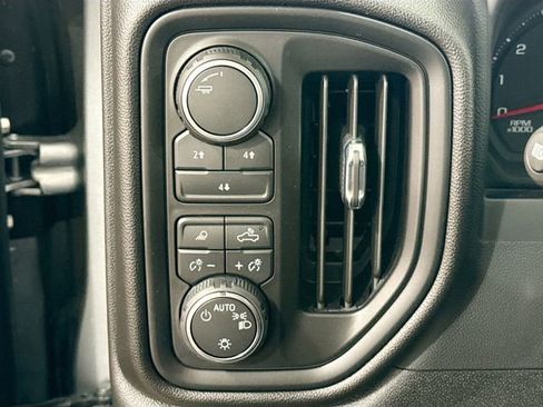 Used 2026 Chevrolet Silverado 2500 Custom w/ Custom Value Package image 11