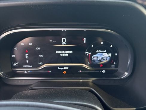 Used 2024 GMC Yukon AT4 image 18