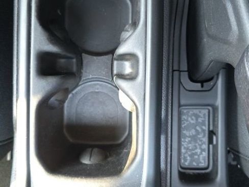 Used 2022 Jeep Wrangler Unlimited Sport image 16