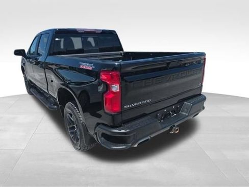 Used 2019 Chevrolet Silverado 1500 LT Trail Boss AWD/4WD image 4