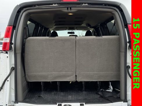 Used 2023 Chevrolet Express 3500 LS image 24