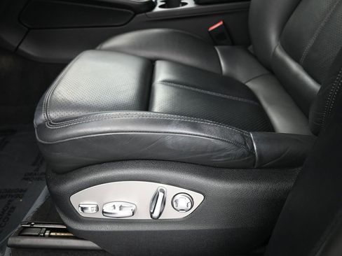 Used 2022 Porsche Macan GTS image 6