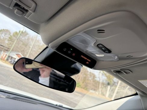 Certified 2024 Buick Encore GX Sport Touring w/ Comfort Package image 24