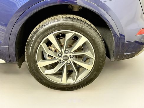 Used 2023 Audi Q5 2.0T Premium w/ Convenience Package AWD/4WD image 25