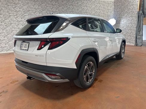 New 2026 Hyundai Tucson Blue SE w/ Tow & Go Package image 7