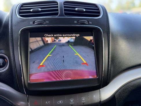 Used 2016 Dodge Journey Crossroad FWD image 10