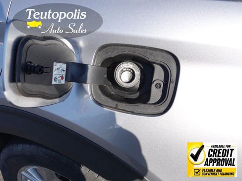 Used 2022 Ford Explorer Limited w/ Equipment Group 301A RWD image 9