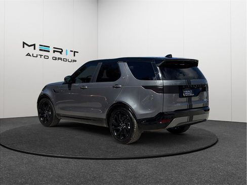 Used 2021 Land Rover Discovery S R-Dynamic AWD/4WD image 7