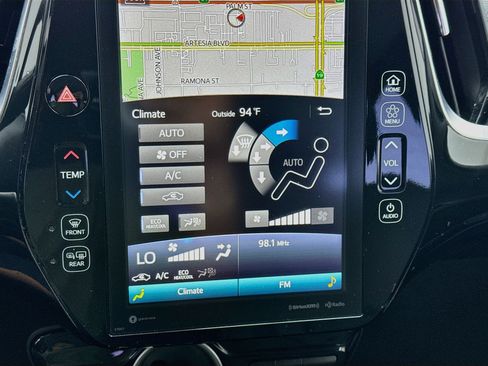Used 2022 Toyota Prius Prime XLE FWD image 12