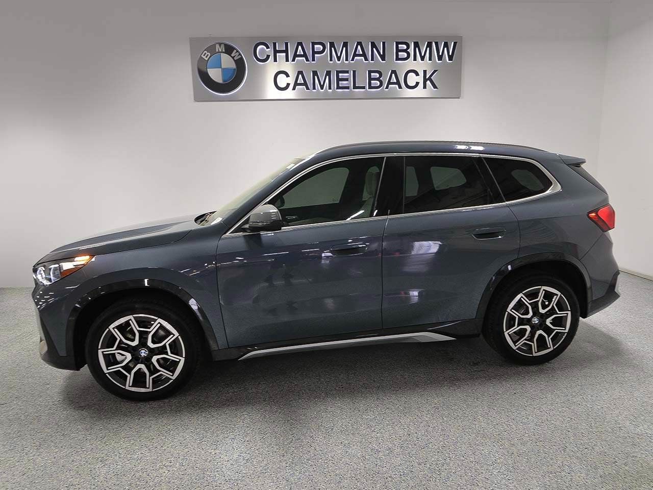 Used 2026 BMW X1 xDrive28i w/ Convenience Package AWD/4WD image 3