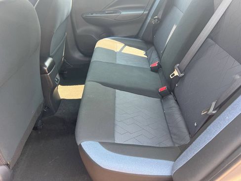 Used 2024 Nissan Versa SV FWD image 15
