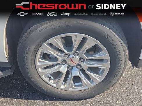 Used 2023 GMC Yukon XL Denali w/ Advanced Technology Package AWD/4WD image 20