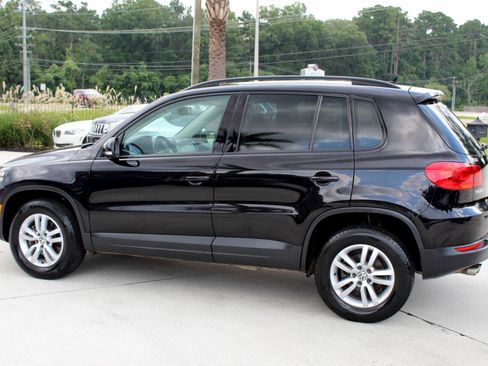 Used 2016 Volkswagen Tiguan S image 18