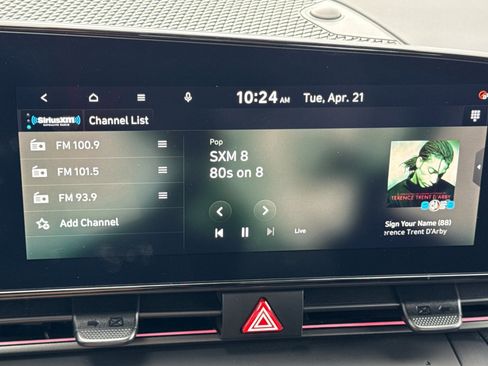 Used 2025 Hyundai Elantra SEL FWD image 17