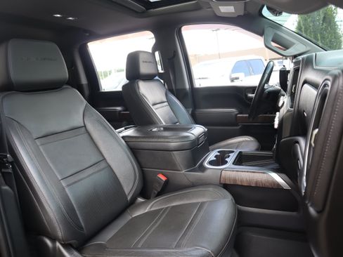 Used 2021 GMC Sierra 2500 Denali w/ Denali Ultimate Package AWD/4WD image 29