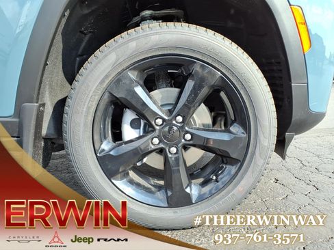 New 2026 Jeep Grand Cherokee Limited AWD/4WD image 7