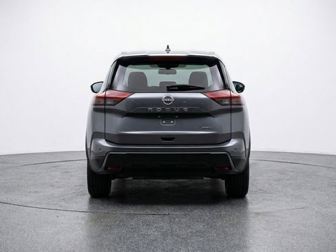 Used 2025 Nissan Rogue SV AWD/4WD image 7