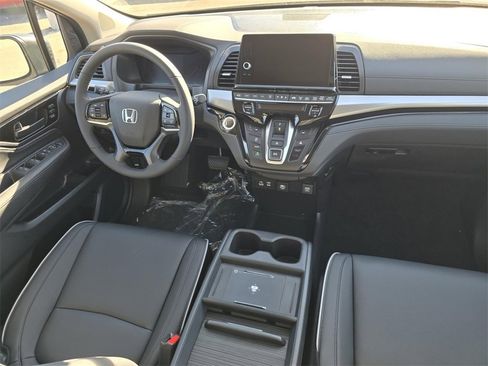 New 2026 Honda Odyssey Touring image 27