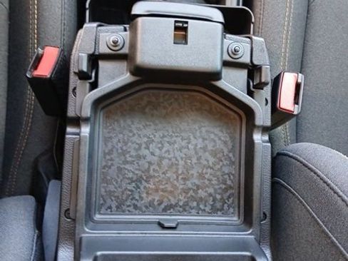 Used 2025 Jeep Gladiator Sport image 62