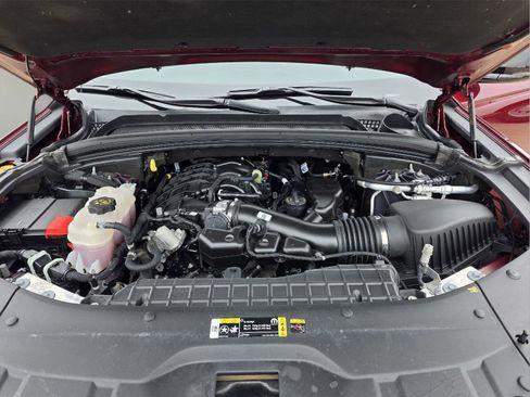 Used 2024 Jeep Grand Cherokee Altitude image 22