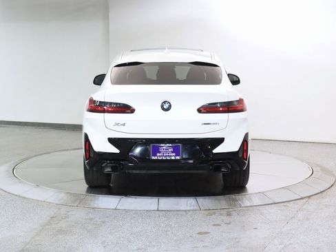 Used 2024 BMW X4 xDrive30i w/ Premium Package image 6