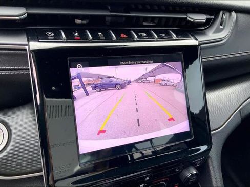 Certified 2023 Jeep Grand Cherokee Altitude image 22