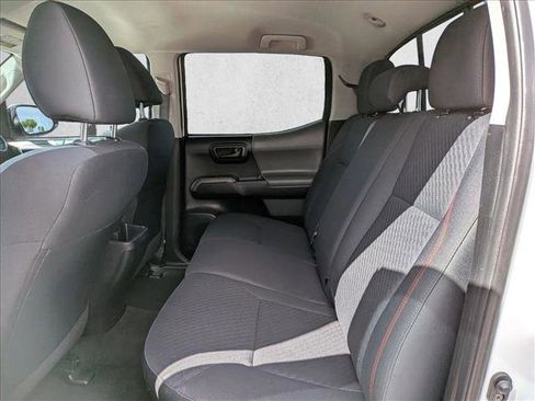 Used 2021 Toyota Tacoma SR5 RWD image 23