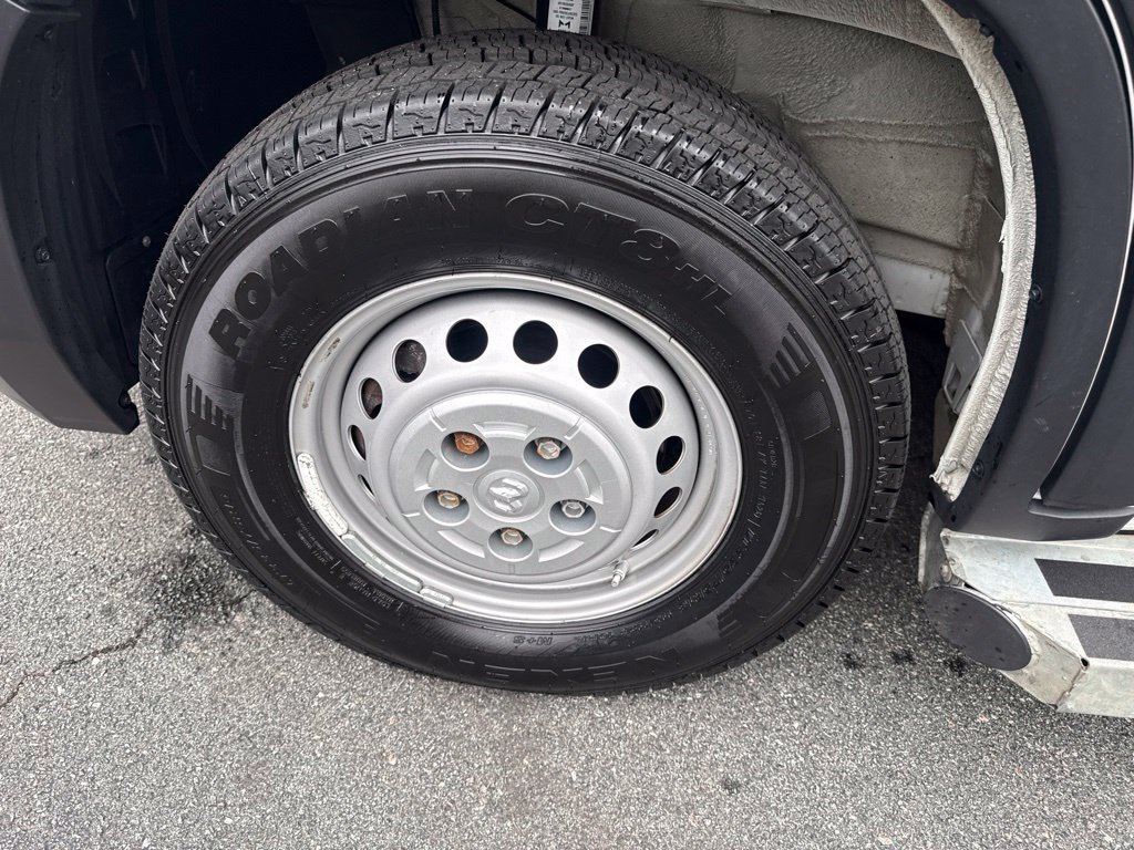Used 2025 RAM ProMaster 2500 w/ U-Haul Equipment Group FWD image 9