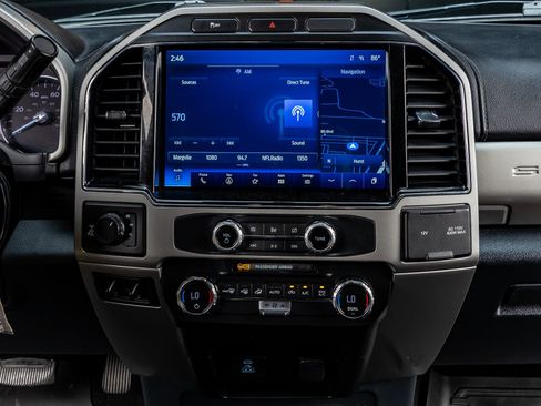 Used 2022 Ford F250 Lariat w/ Black Appearance Package image 21