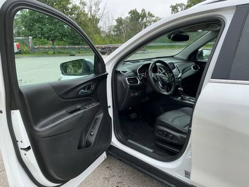 Used 2021 Chevrolet Equinox Premier AWD/4WD image 15