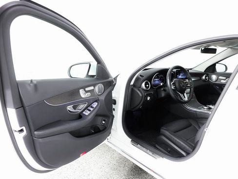 Used 2020 Mercedes-Benz C 300 4MATIC Sedan image 30