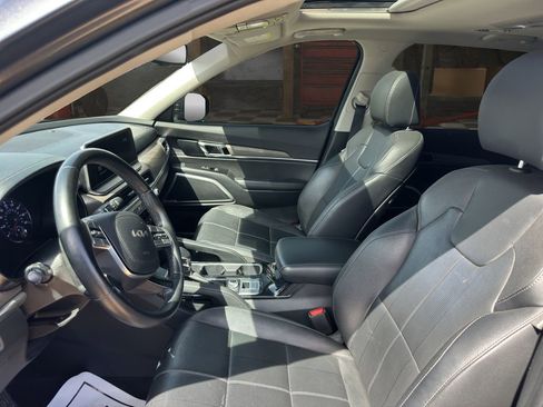 Used 2022 Kia Telluride EX w/ EX Premium Package image 15