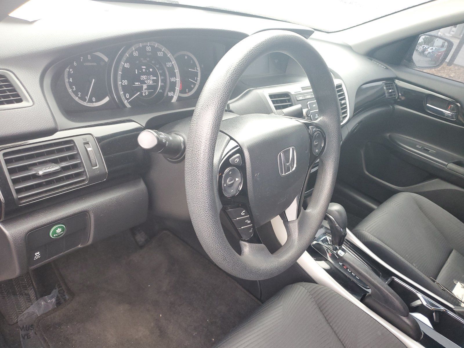 Used 2017 Honda Accord LX image 18