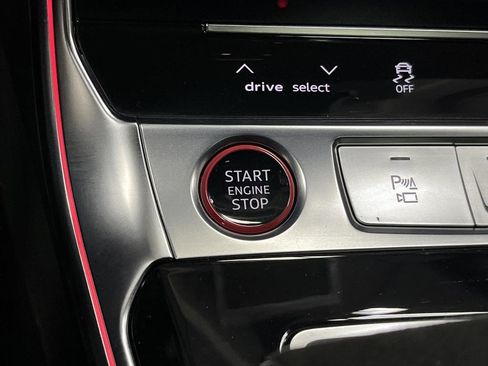 Used 2023 Audi RS 7 Sportback w/ Carbon Optic Package image 23