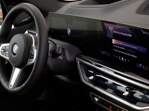 New 2026 BMW X5 xDrive40i w/ Executive Package AWD/4WD image 21