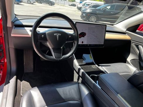 Used 2018 Tesla Model 3 Long Range RWD image 22