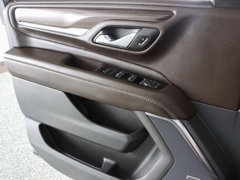 Used 2023 GMC Yukon Denali w/ LPO, Floor Liner Package AWD/4WD image 25