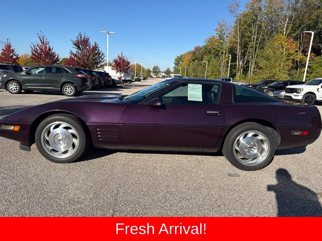 Used 1993 Chevrolet Corvette Coupe RWD image 4