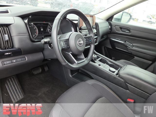 Used 2024 Nissan Pathfinder SV AWD/4WD image 20