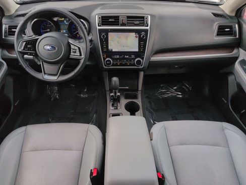 Used 2019 Subaru Outback 3.6R Limited image 16