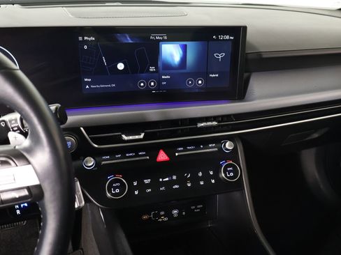 Certified 2025 Hyundai Sonata Limited FWD image 5