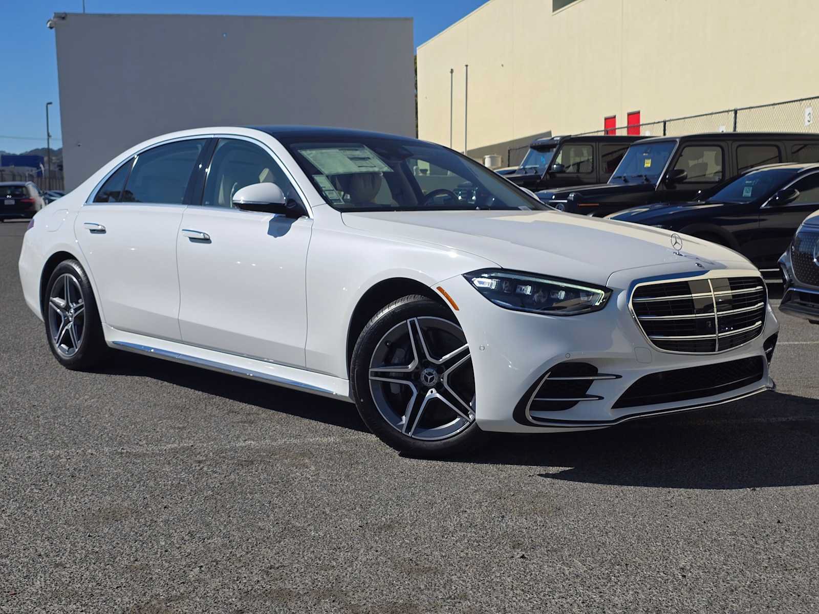 Used 2024 Mercedes-Benz S 580 4MATIC Sedan image 2