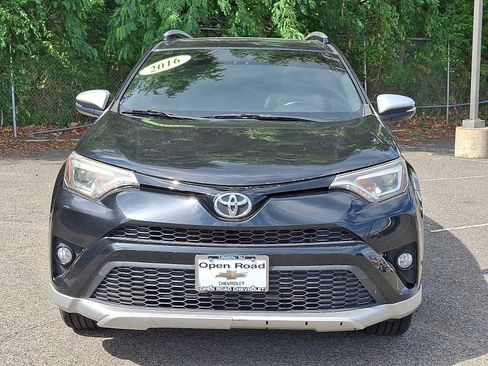 Used 2016 Toyota RAV4 SE w/ Cargo Management Package AWD/4WD image 2