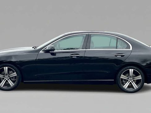 Used 2026 Mercedes-Benz C 300 4MATIC Sedan image 2