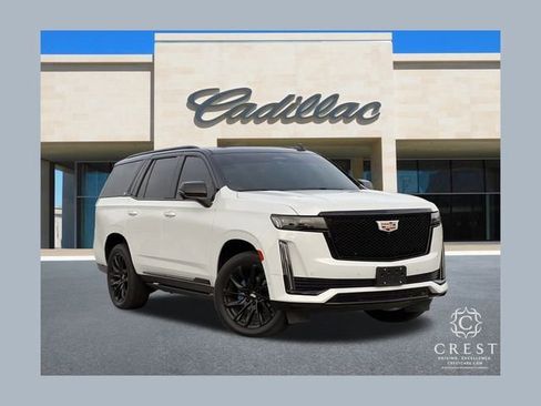 Used 2021 Cadillac Escalade Sport Platinum w/ Heavy-Duty Trailer Package image 1