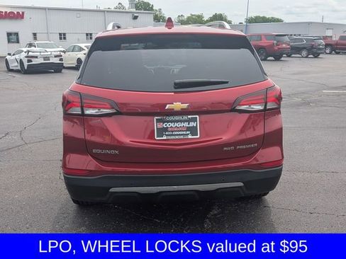 Used 2023 Chevrolet Equinox Premier AWD/4WD image 7