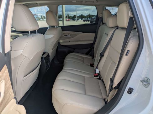 Used 2023 Nissan Murano SL w/ SL Moonroof Package FWD image 16